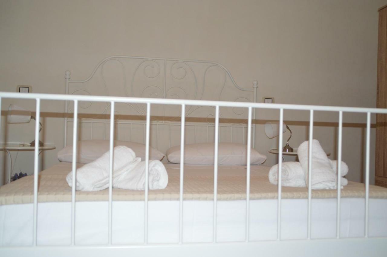 B&B La Via Di Casa 산리온 외부 사진